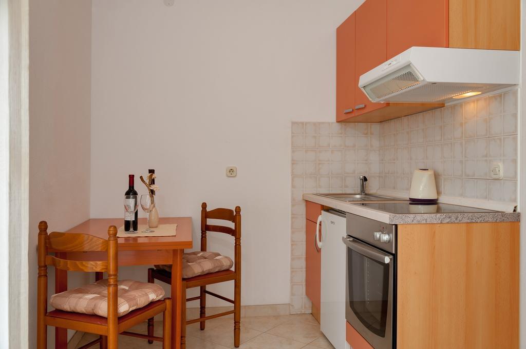 House Marta Apartment Baska Voda Room photo