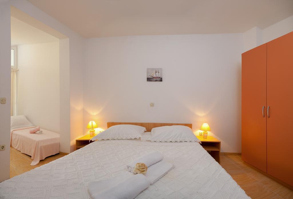 House Marta Apartment Baska Voda Room photo