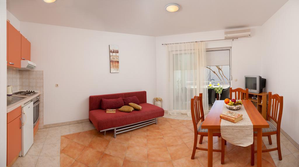 House Marta Apartment Baska Voda Room photo